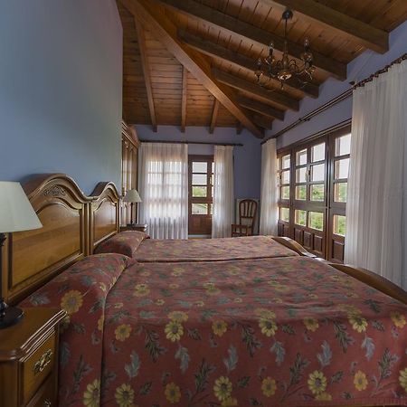 Casas Rurales Playa De Guadamia Llames de Pría Kültér fotó
