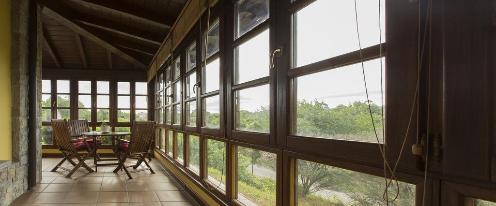 Casas Rurales Playa De Guadamia Llames de Pría Kültér fotó