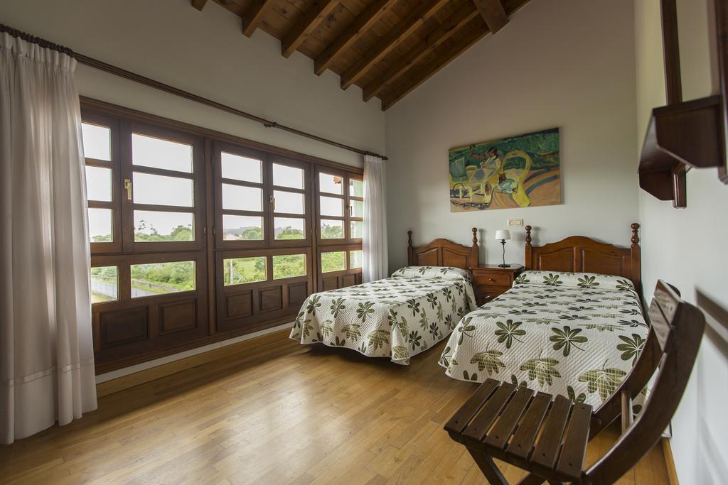 Casas Rurales Playa De Guadamia Llames de Pría Kültér fotó