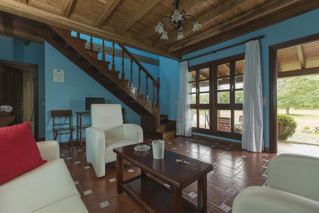 Casas Rurales Playa De Guadamia Llames de Pría Kültér fotó