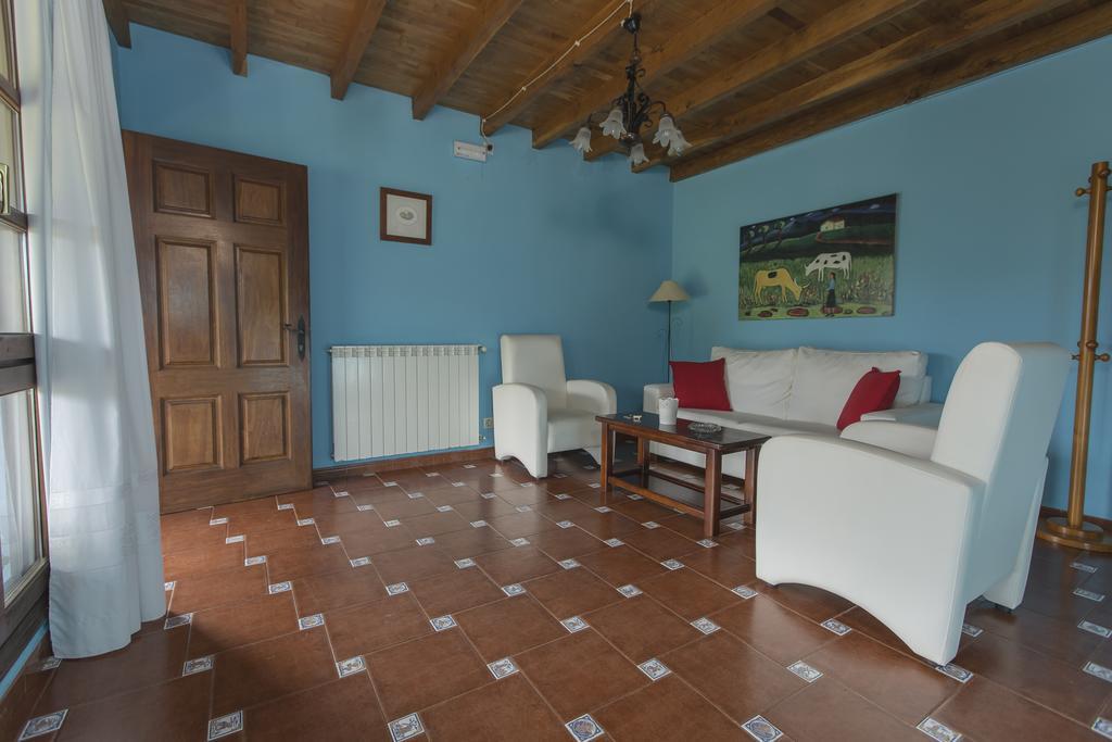 Casas Rurales Playa De Guadamia Llames de Pría Kültér fotó